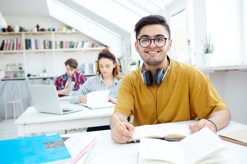 Estudiante de las Universidad de Medellín